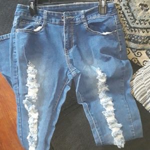 Ripped design skinny Jean's size 11